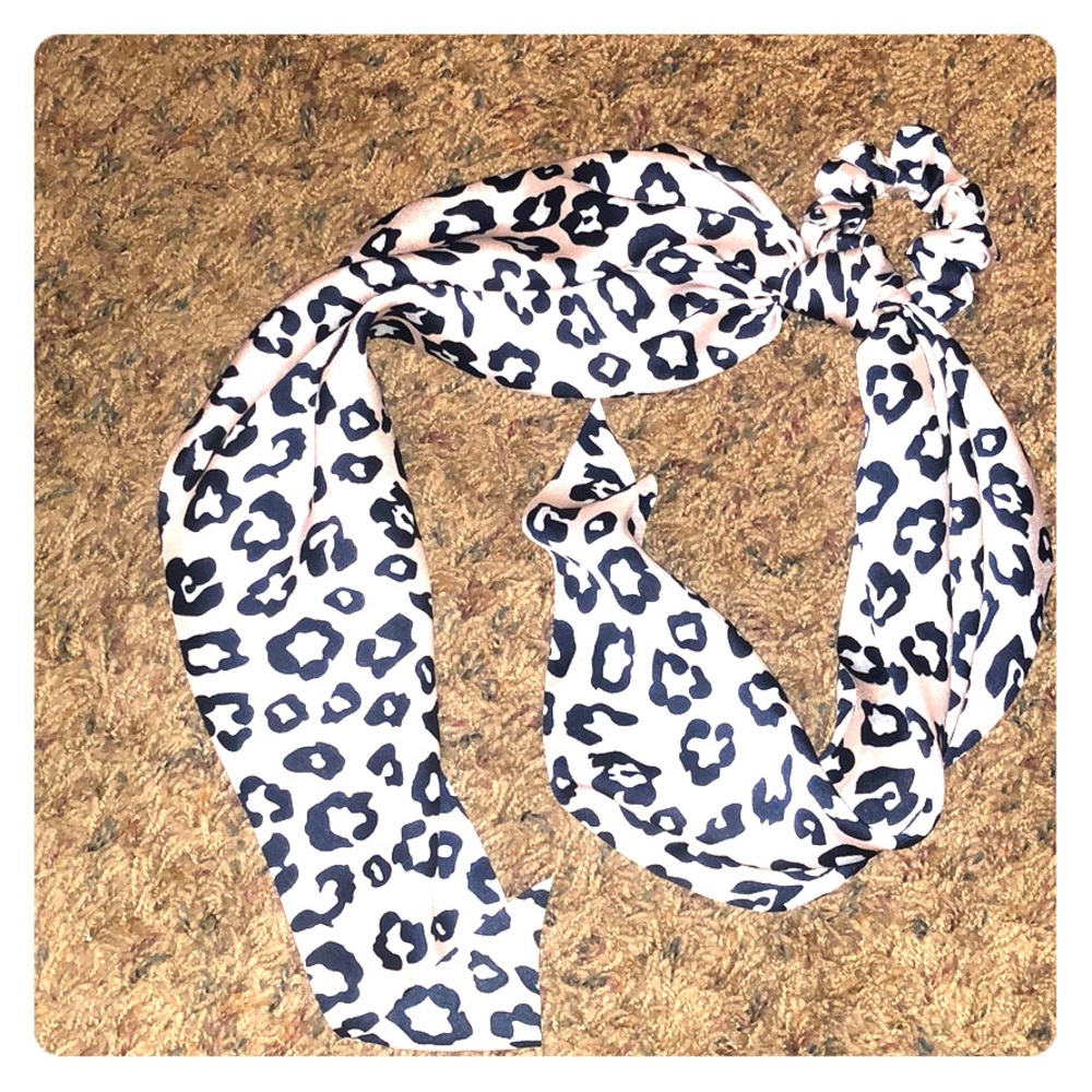 Hair Scrunchy